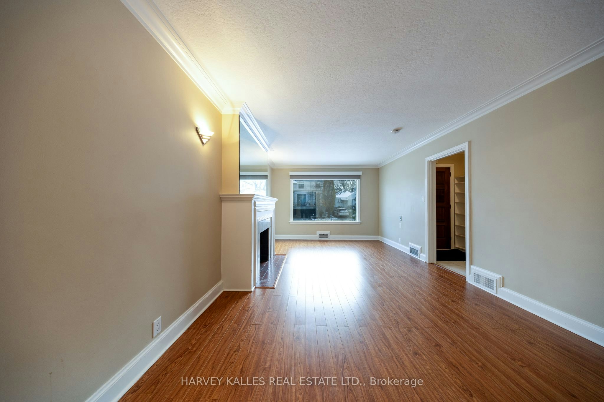 Main-222 Joicey Boulevard, Toronto, ON, M5M 2V5 - 9