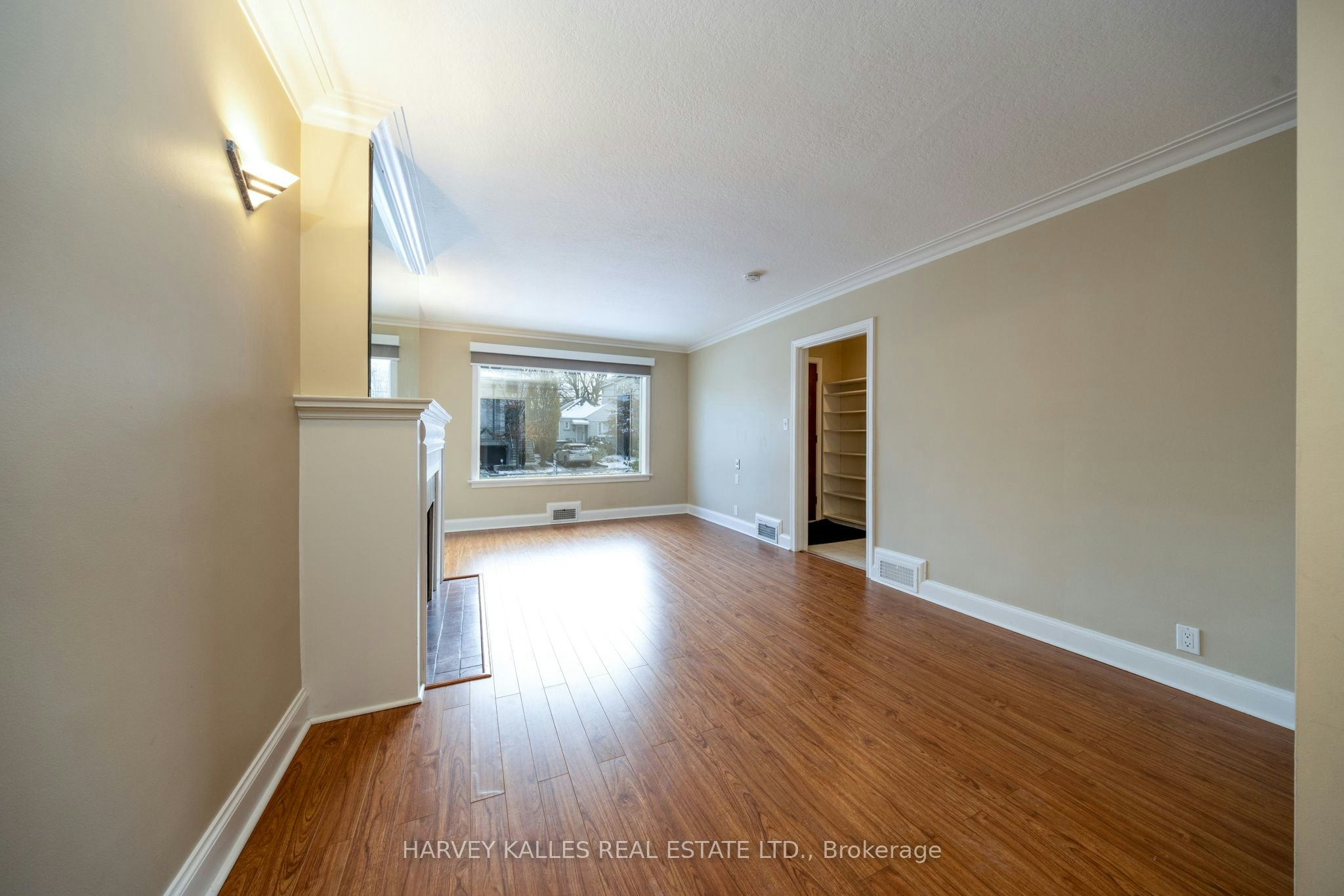 Main-222 Joicey Boulevard, Toronto, ON, M5M 2V5 - 7
