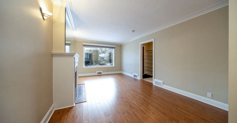Main-222 Joicey Boulevard, Toronto, ON, M5M 2V5 - 7