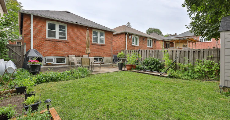 Main-222 Joicey Boulevard, Toronto, ON, M5M 2V5 - 34