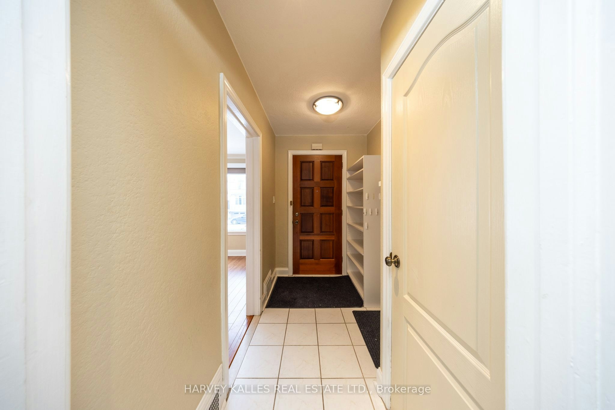 Main-222 Joicey Boulevard, Toronto, ON, M5M 2V5 - 18