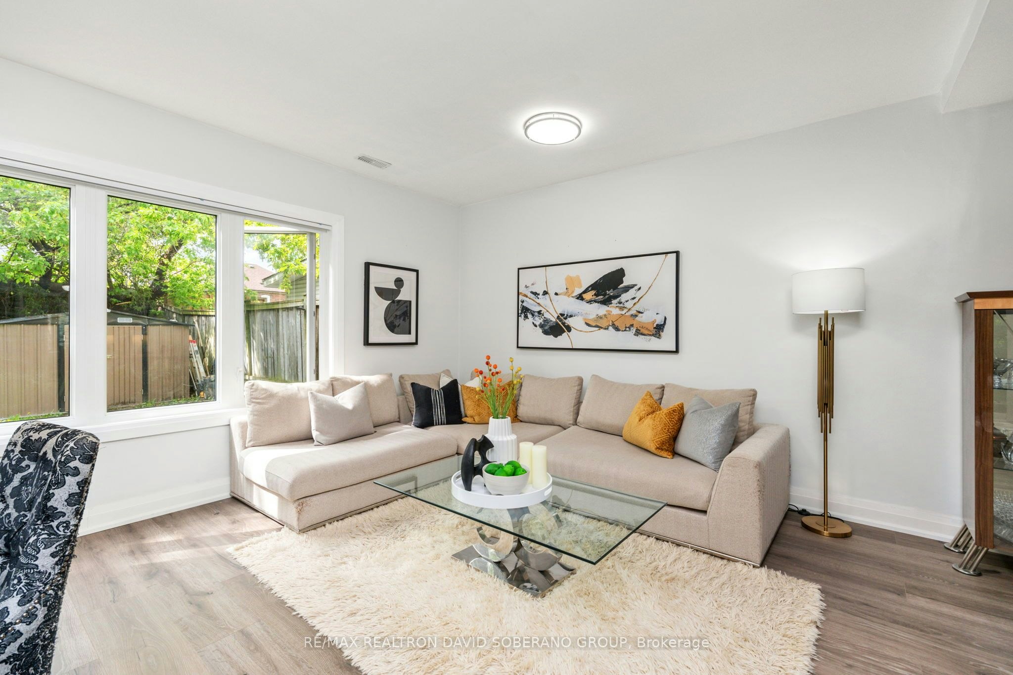 35 Almore Avenue, Toronto, ON, M3H 2G9 - 11