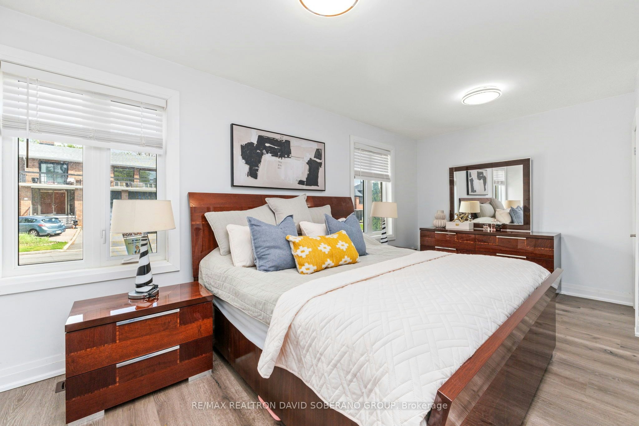 35 Almore Avenue, Toronto, ON, M3H 2G9 - 21