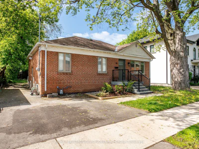 35 Almore Avenue - 2