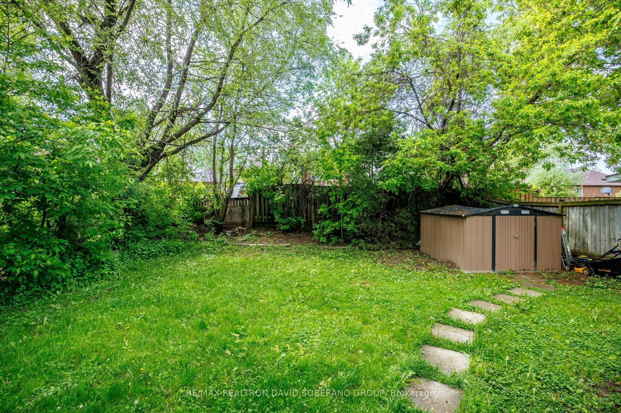 35 Almore Avenue, Toronto, ON, M3H 2G9 - 47