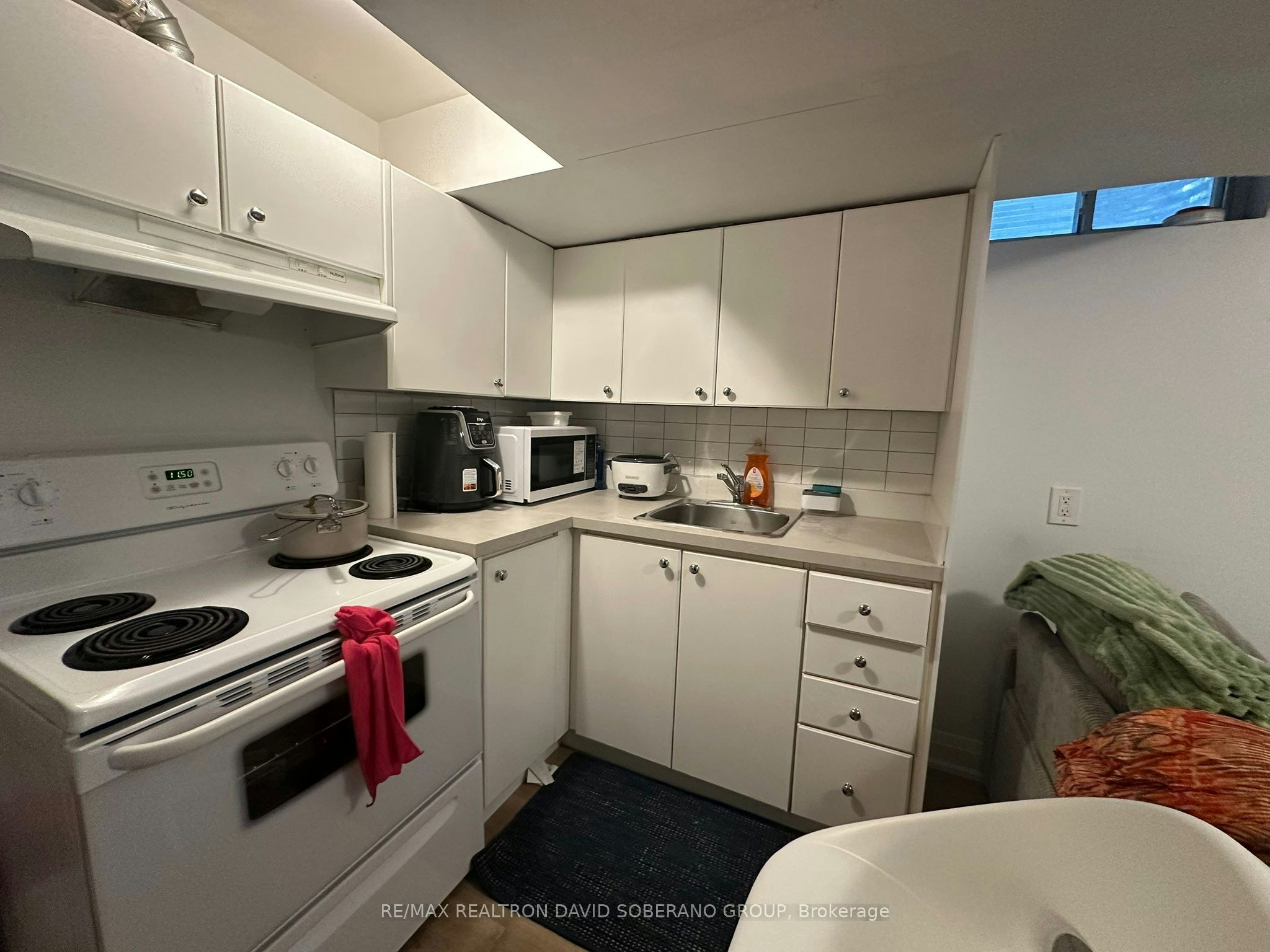 35 Almore Avenue, Toronto, ON, M3H 2G9 - 28