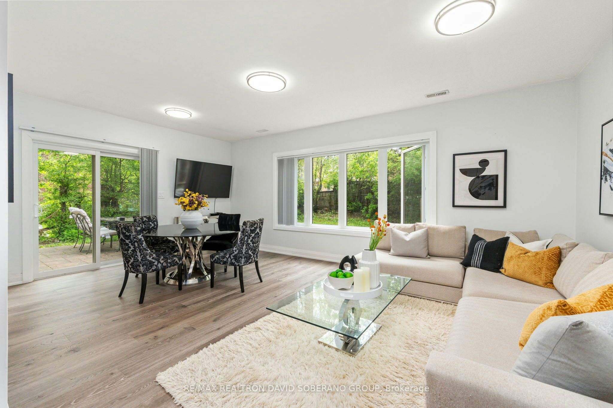 35 Almore Avenue, Toronto, ON, M3H 2G9 - 9