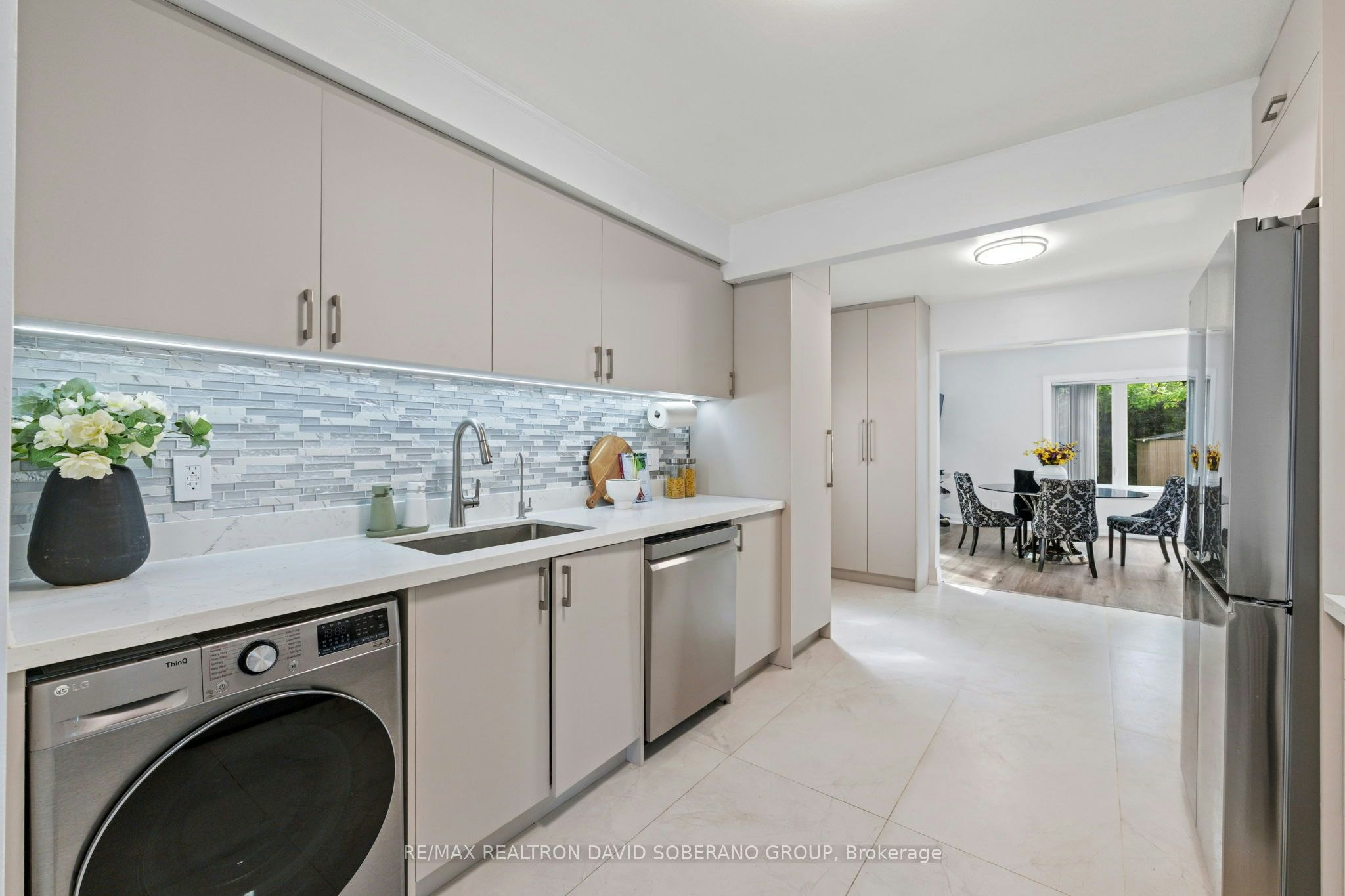 35 Almore Avenue, Toronto, ON, M3H 2G9 - 15