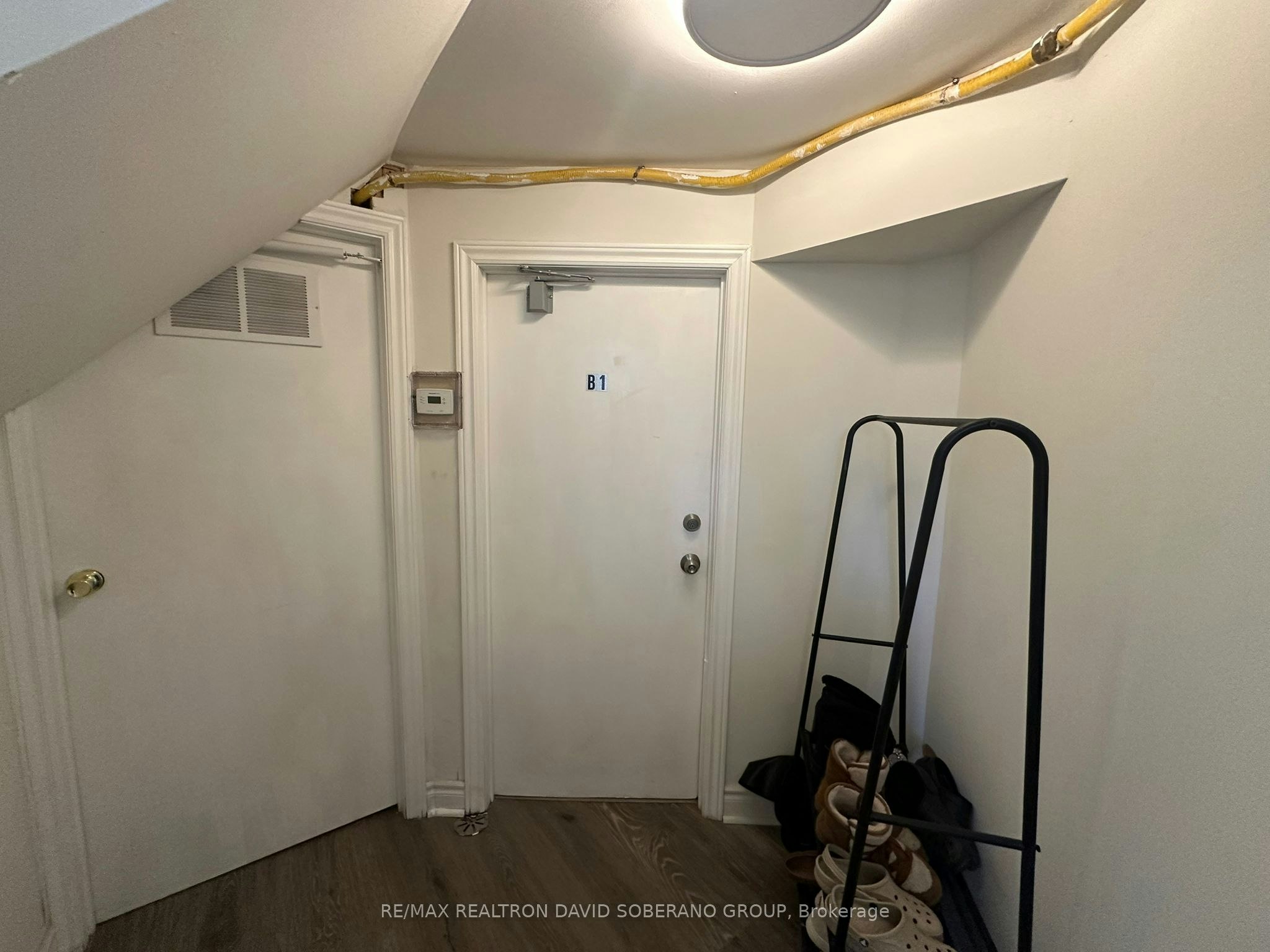 35 Almore Avenue, Toronto, ON, M3H 2G9 - 27