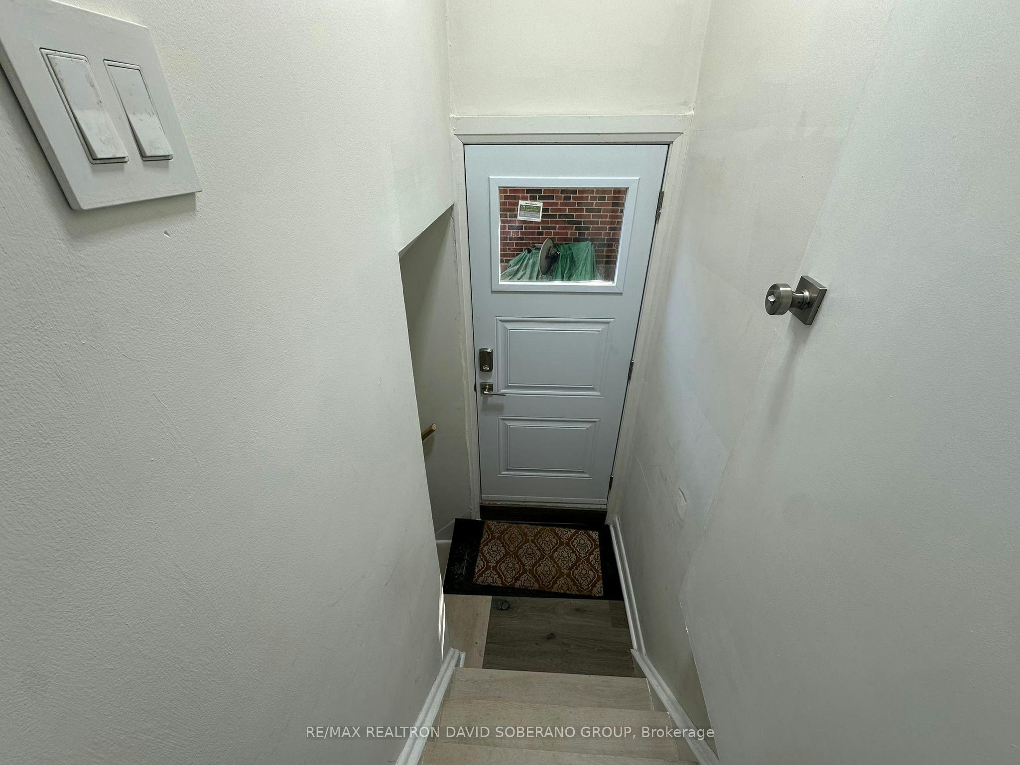 35 Almore Avenue, Toronto, ON, M3H 2G9 - 24