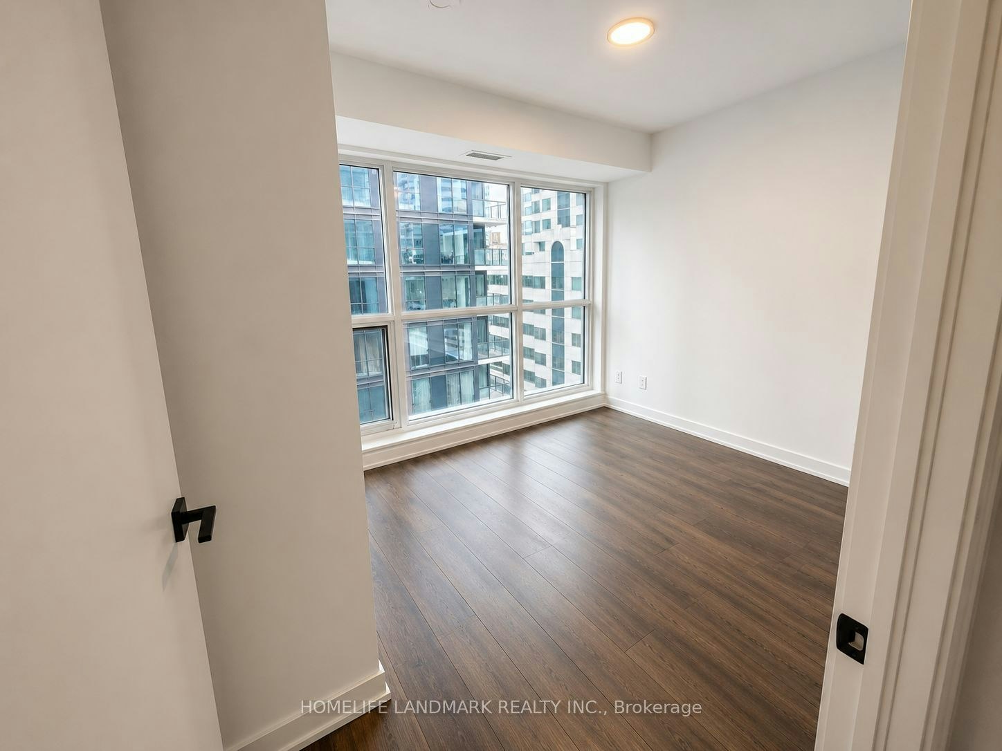 1104-327 King Street W, Toronto, ON, M5Y 0W7 - 7