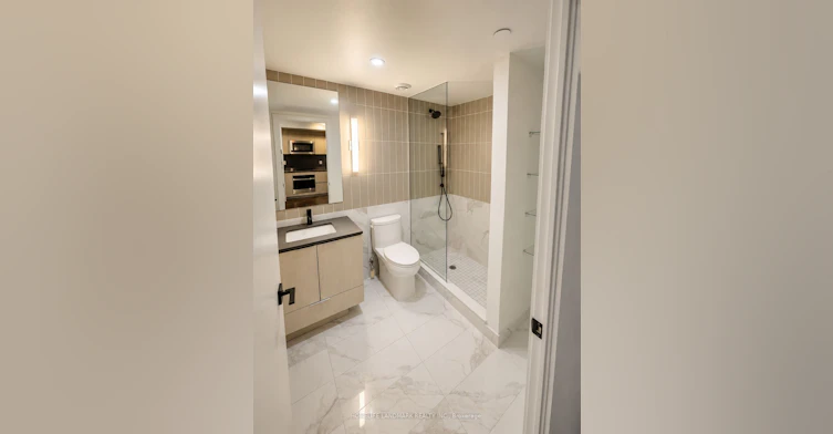 1104-327 King Street W, Toronto, ON, M5Y 0W7 - 9