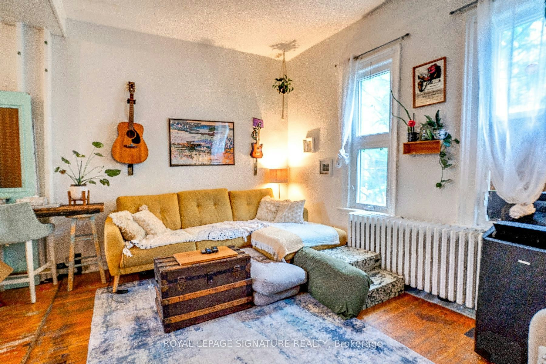 930 King Street W, Toronto, ON, M5V 1P5 - 2