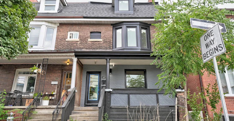 1-653 Manning Avenue, Toronto, ON, M6G 2W2