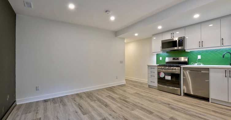 1-653 Manning Avenue, Toronto, ON, M6G 2W2 - 3