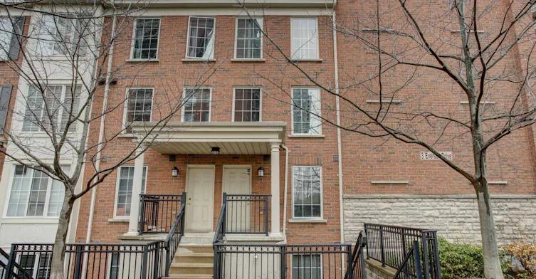 105-3 Everson Drive, Toronto, ON, M2N 7C2