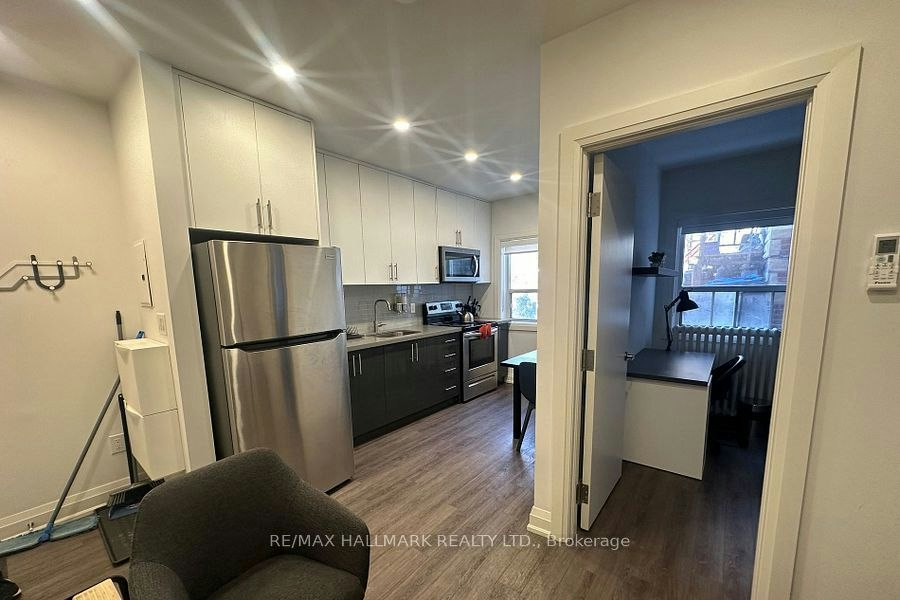 4-595 St Clair Avenue W, Toronto, ON, M6C 1A3 - 9
