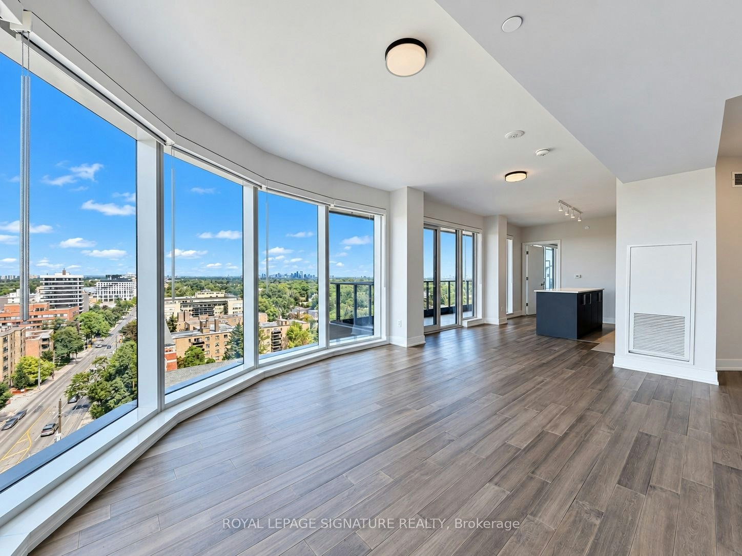 1205-2525 Bathurst Street, Toronto, ON, M6B 2Y9