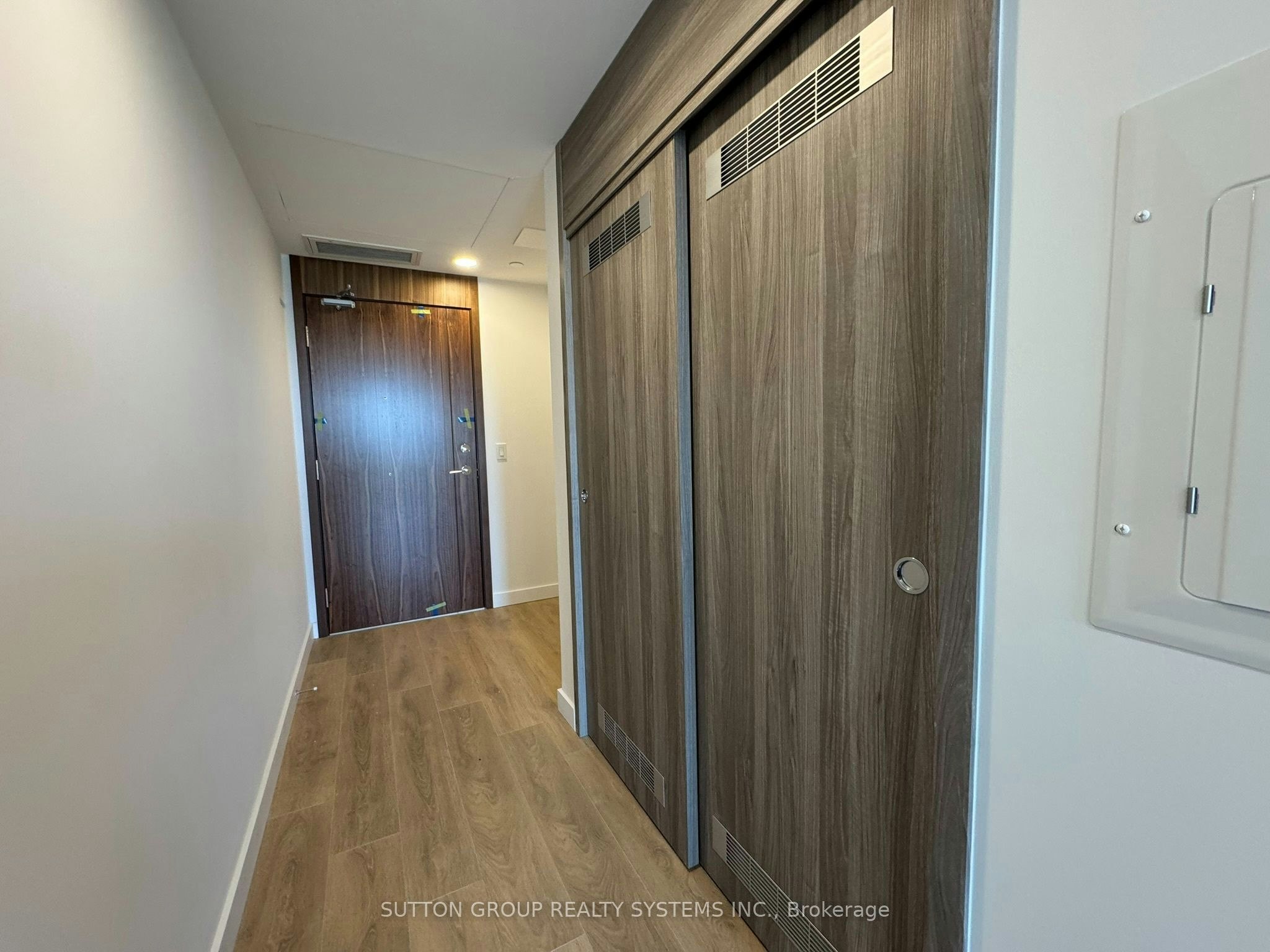906-68 Esther Shiner Boulevard, Toronto, ON, M2K 0J6 - 2