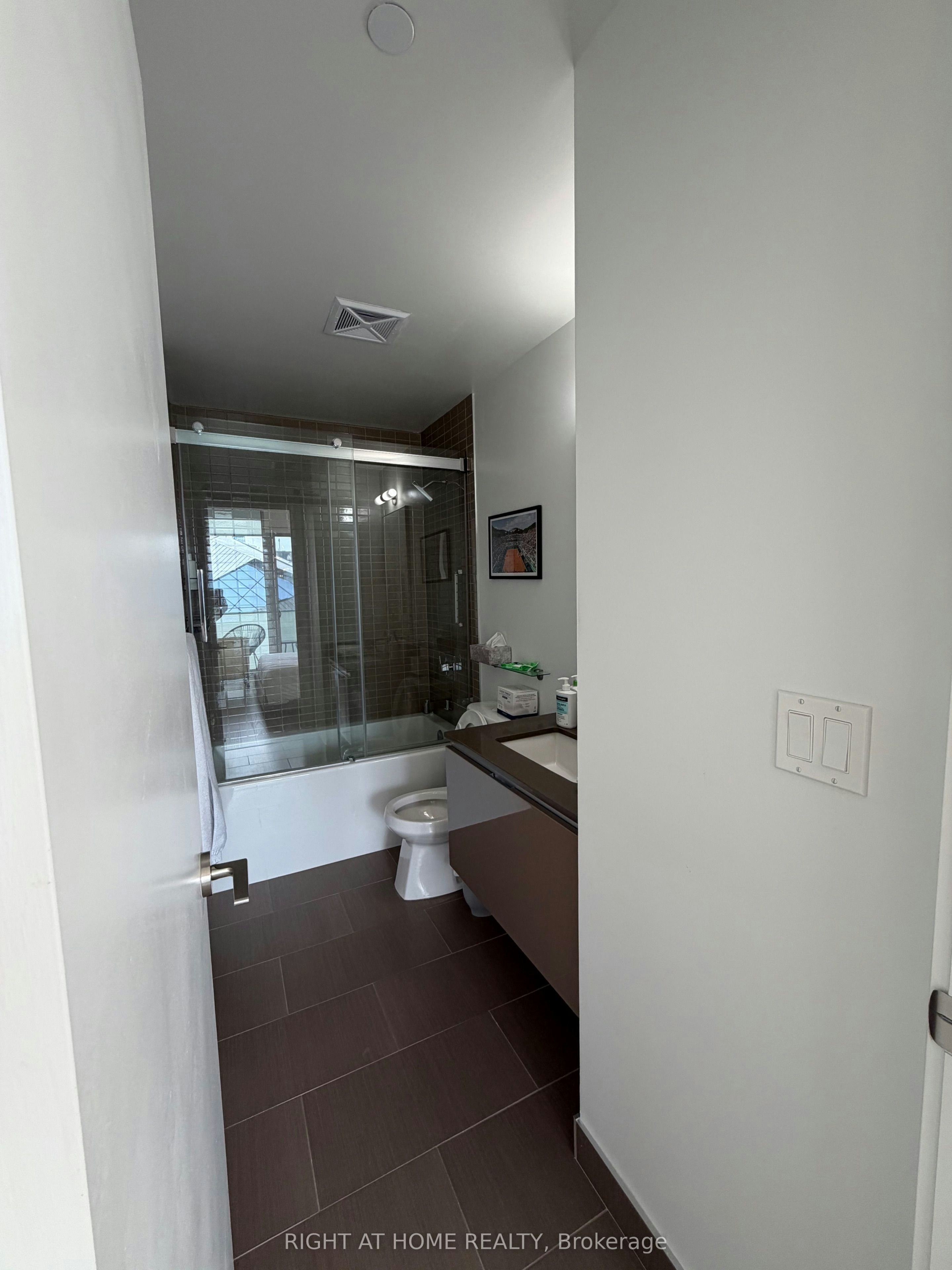 704-200 Bloor Street West Street W, Toronto, ON, M5S 1T8 - 29