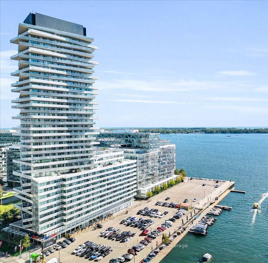 205-15 Queens Quay E, Toronto, ON, M5E 0A5