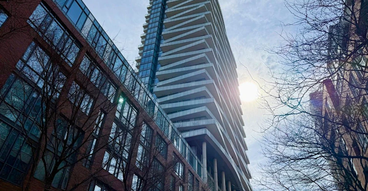 3004-1 Market Street, Toronto, ON, M5E 0A2