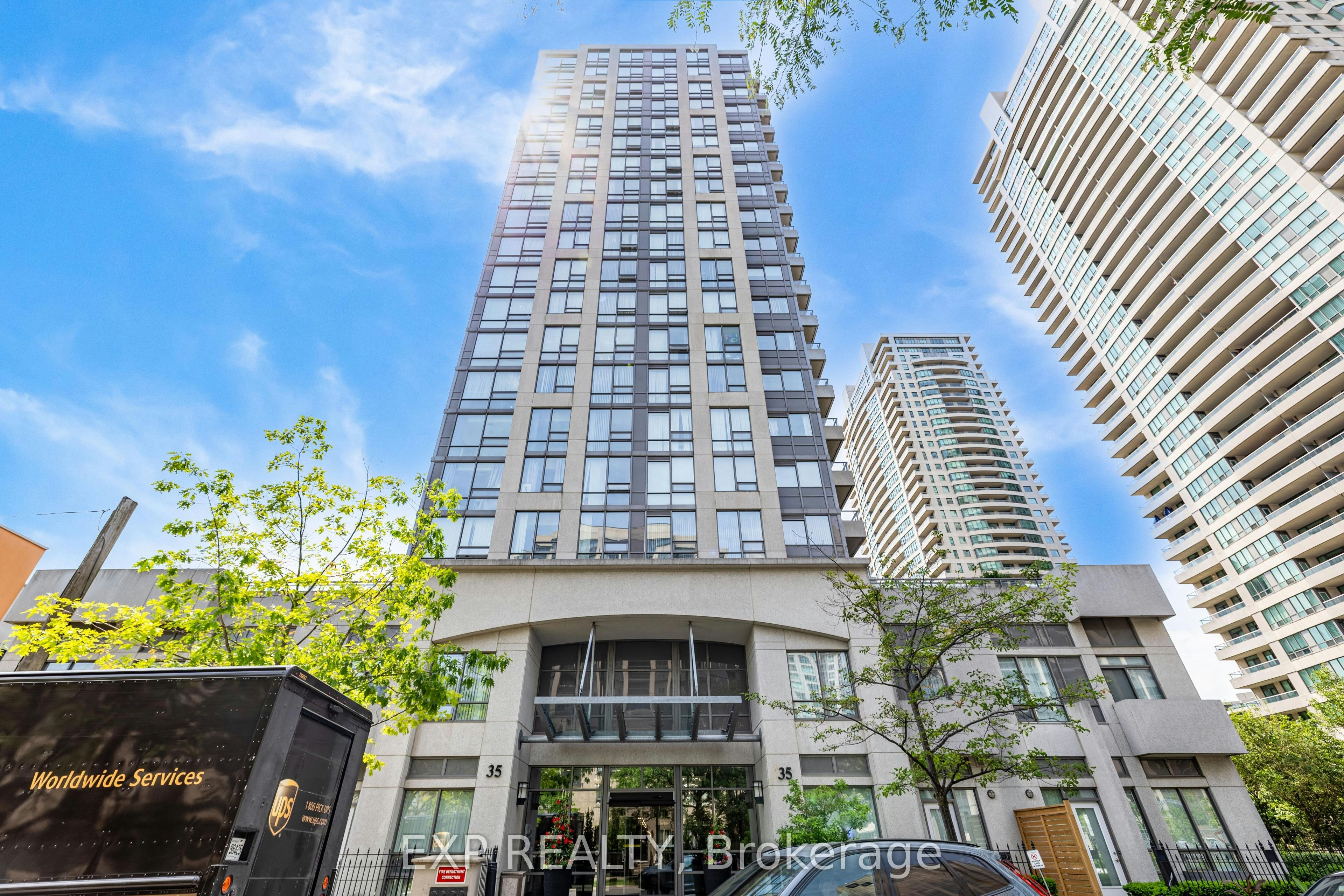 311-35 Hollywood Avenue, Toronto, ON, M2N 0A9