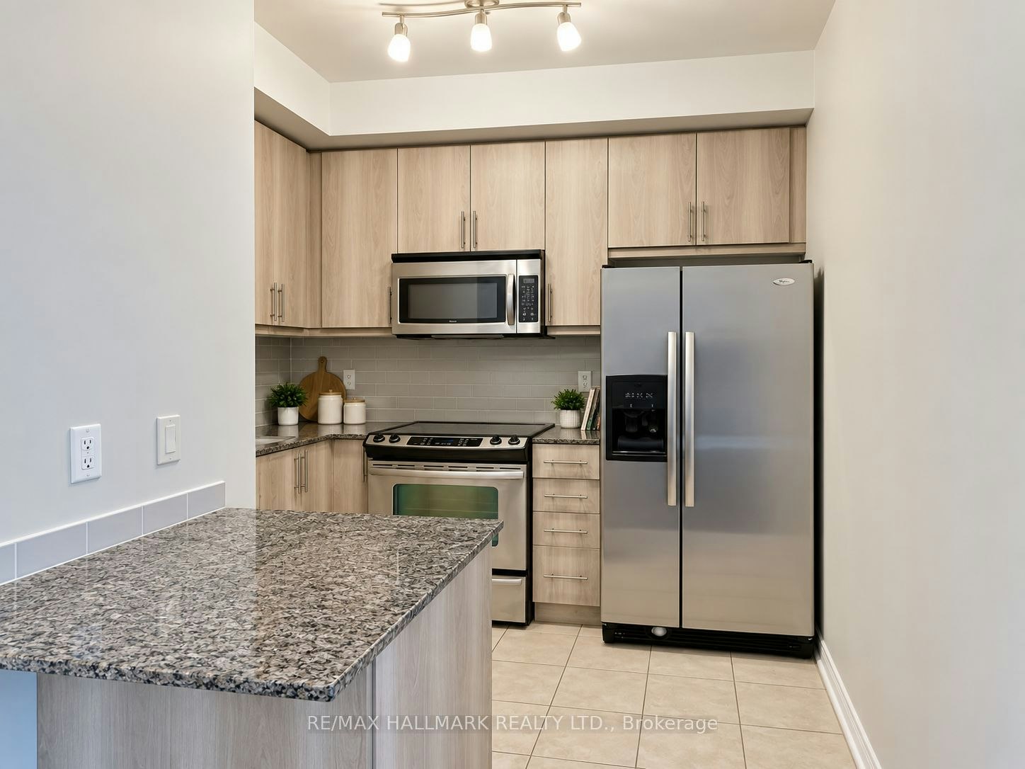 1901-18 Holmes Avenue, Toronto, ON, M2N 0E1 - 3