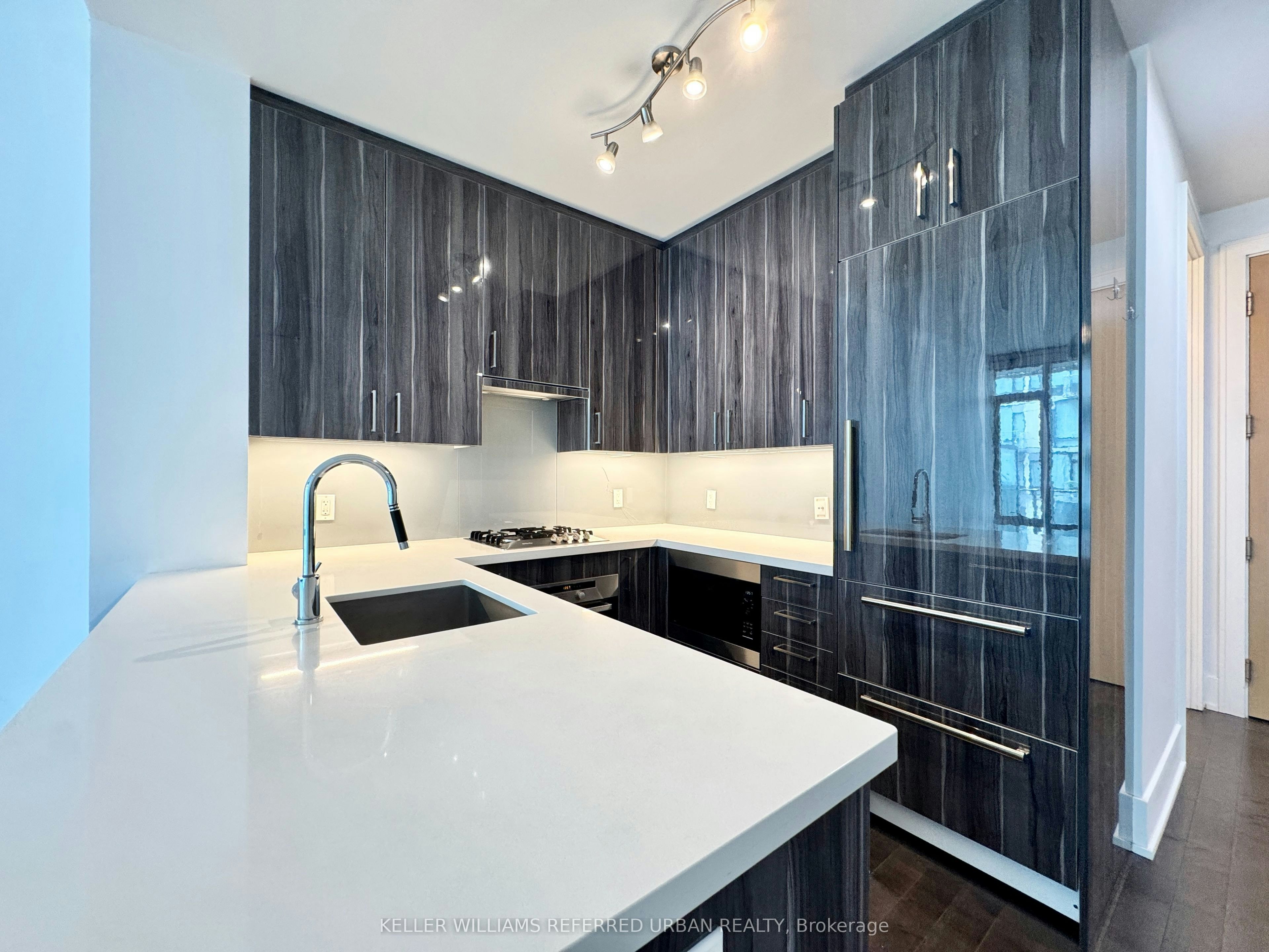 716-39 Queens Quay E, Toronto, ON, M5E 0A5 - 5