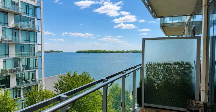 716-39 Queens Quay E, Toronto, ON, M5E 0A5