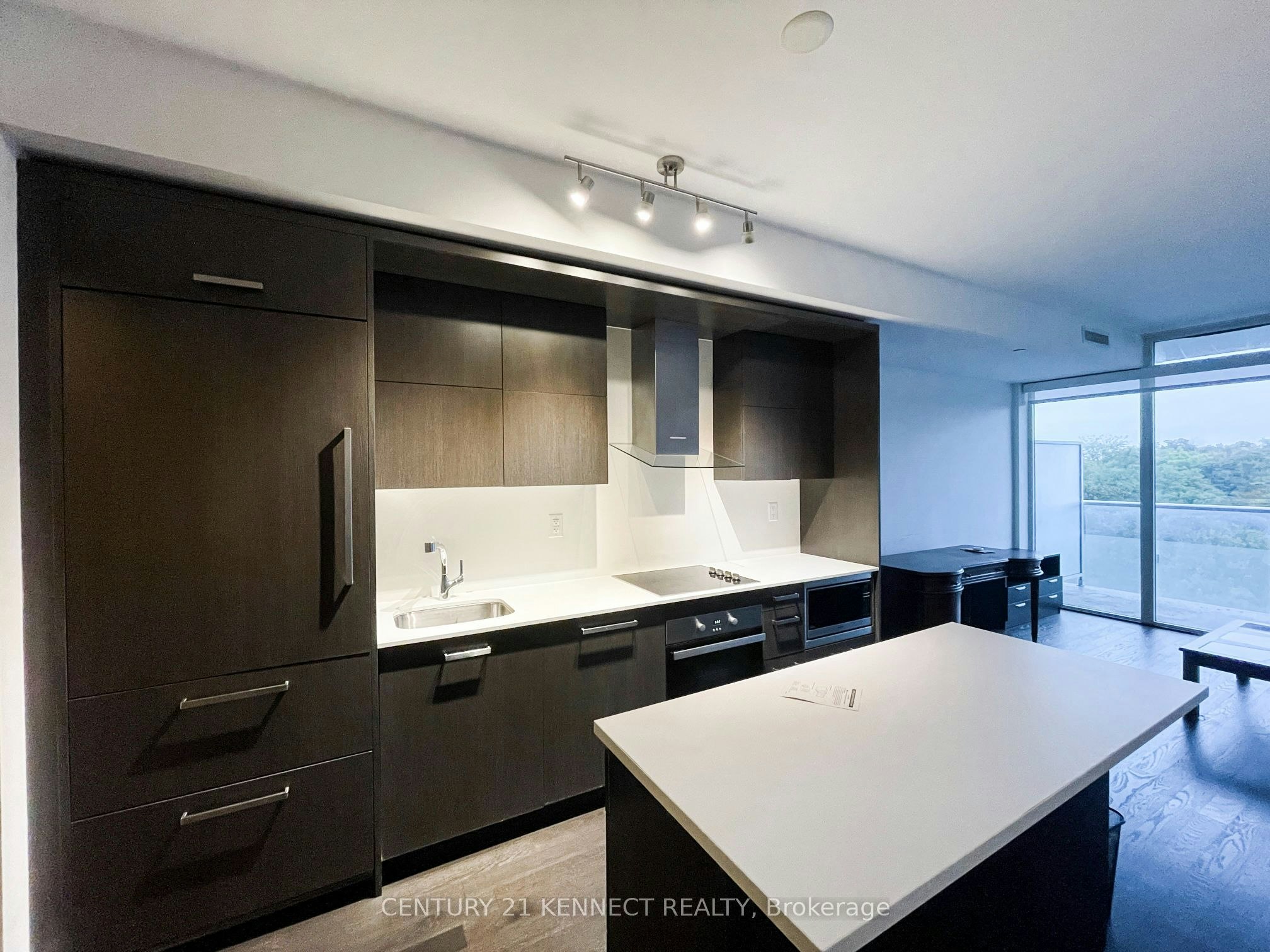 711-3018 Yonge Street, Toronto, ON, M4N 2K4 - 9