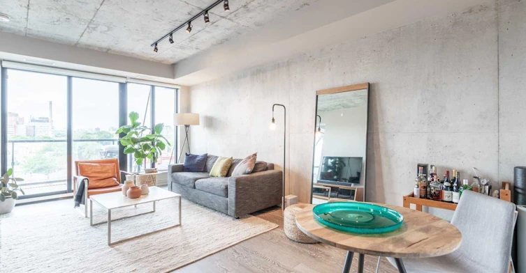 820-608 Richmond Street W, Toronto, ON, M5V 0N9 - 4