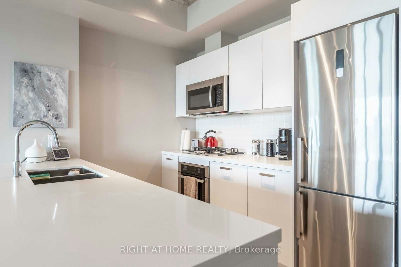 820-608 Richmond Street W, Toronto, ON, M5V 0N9 - 10