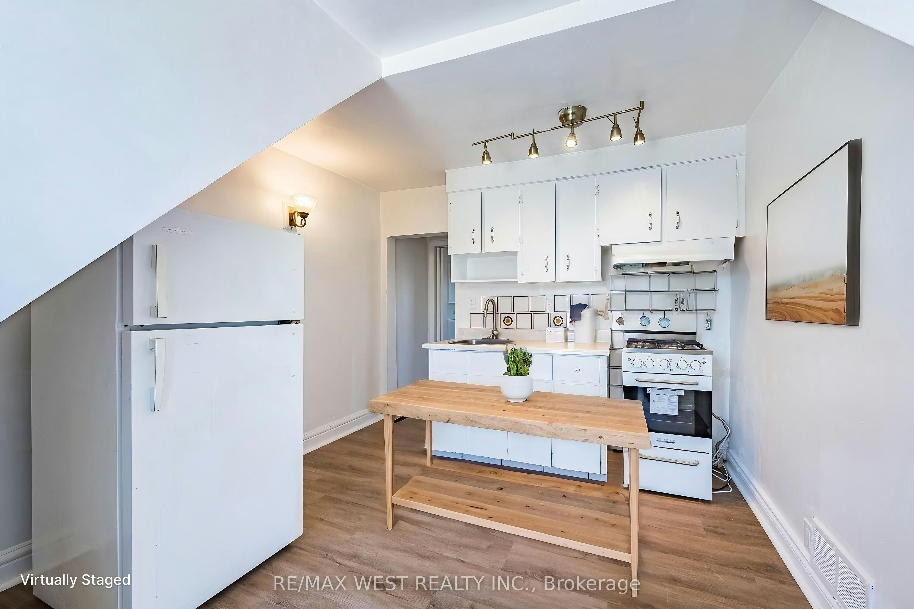 3-280 St Clarens Avenue, Toronto, ON, M6H 3W3 - 17