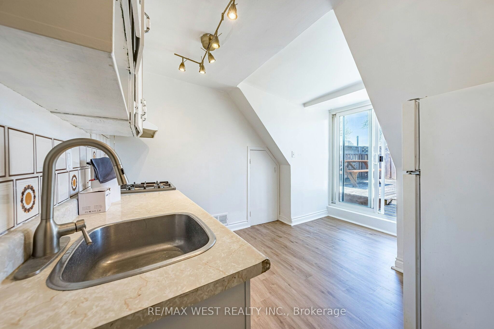 3-280 St Clarens Avenue, Toronto, ON, M6H 3W3 - 14