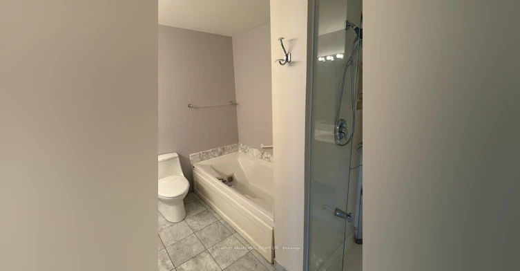 PH4-18 Lower Village Gate, Toronto, ON, M5P 3M1 - 14
