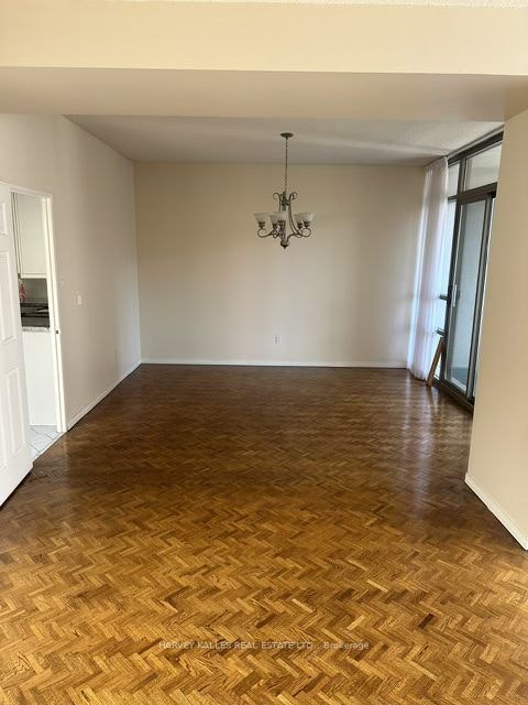 PH4-18 Lower Village Gate, Toronto, ON, M5P 3M1 - 5
