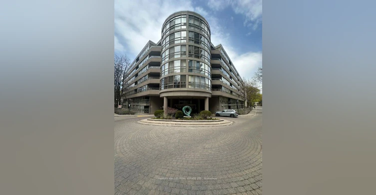 PH4-18 Lower Village Gate, Toronto, ON, M5P 3M1