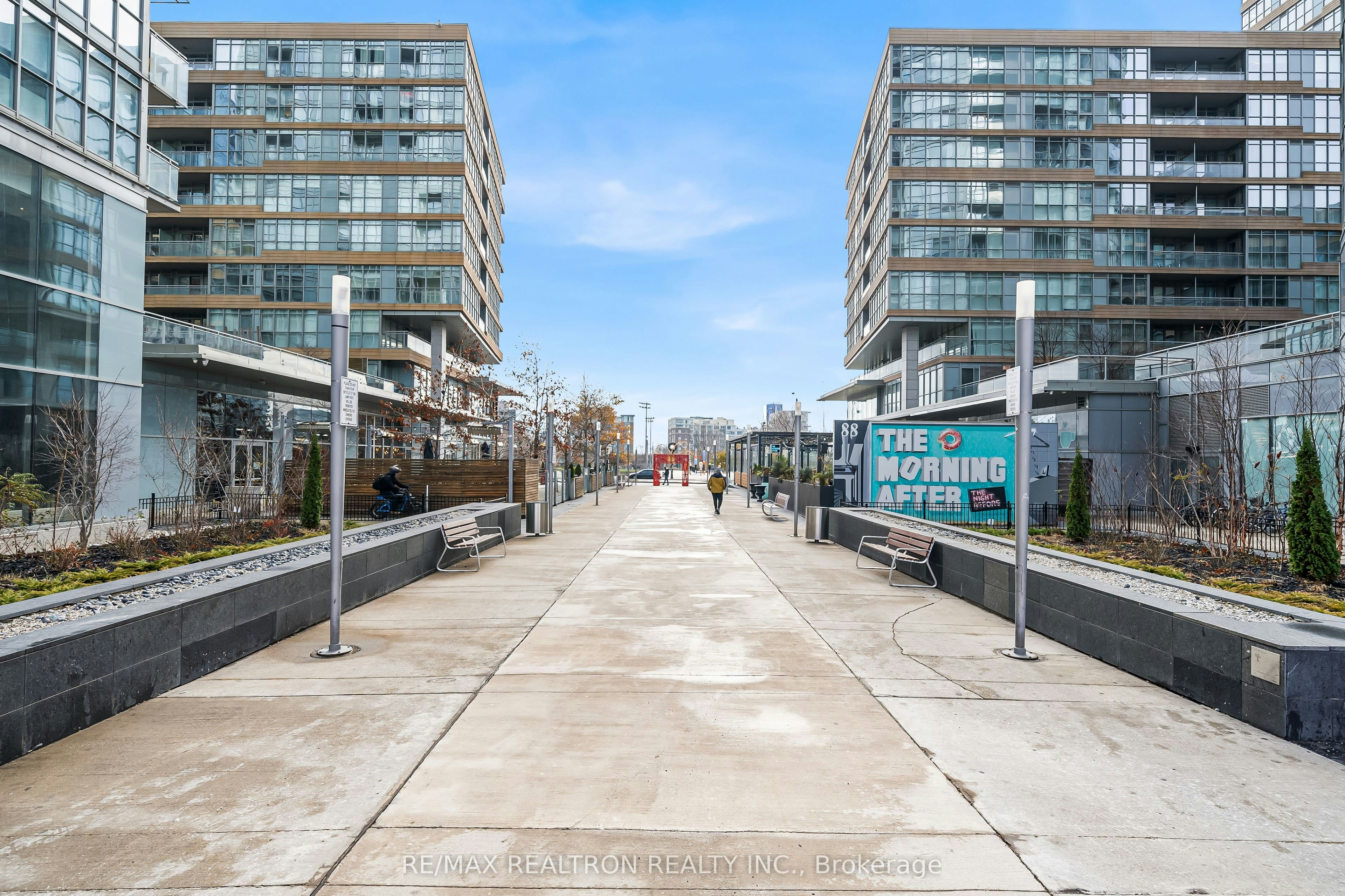 3207-15 Iceboat Terrace, Toronto, ON, M5V 4A5 - 28