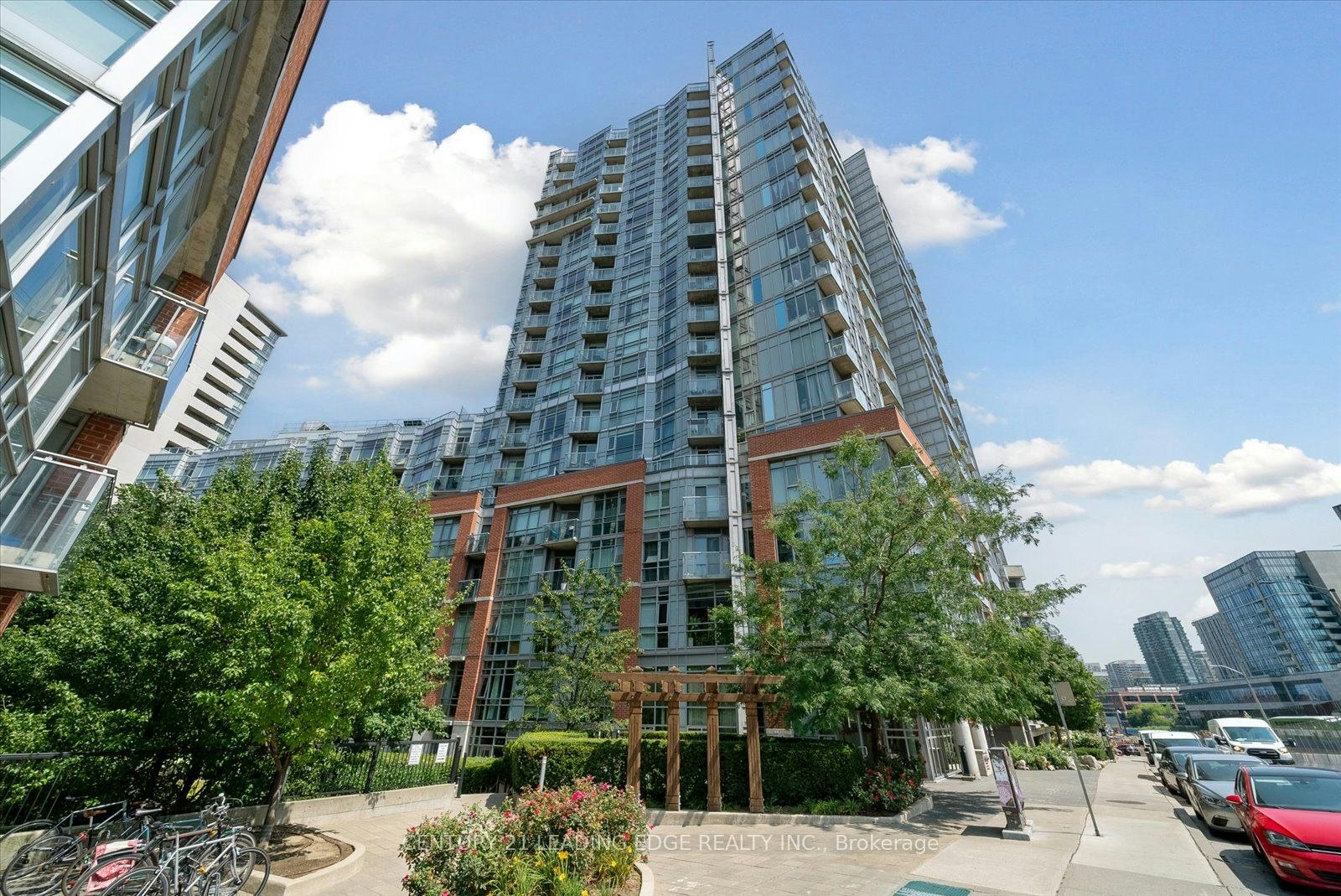 1607-150 Sudbury Street, Toronto, ON, M6J 3S8