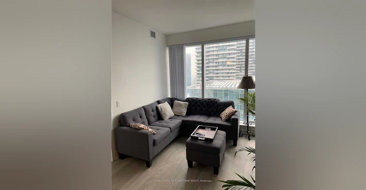 5404-10 York Street, Toronto, ON, M5J 0E1 - 9