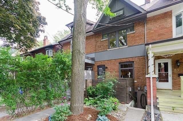 Basement-21 Palmerston Gardens, Toronto, ON, M6G 1V8