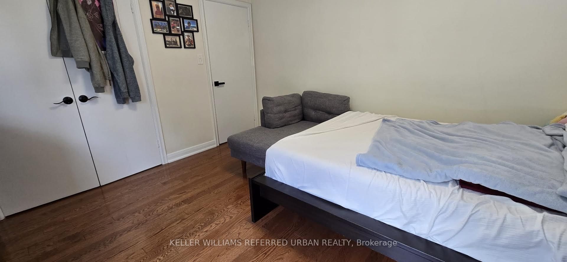 Upper-49 Halkin Crescent, Toronto, ON, M4A 1M8 - 4