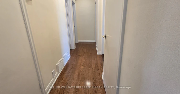 Main-49 Halkin Crescent, Toronto, ON, M4A 1M8 - 22