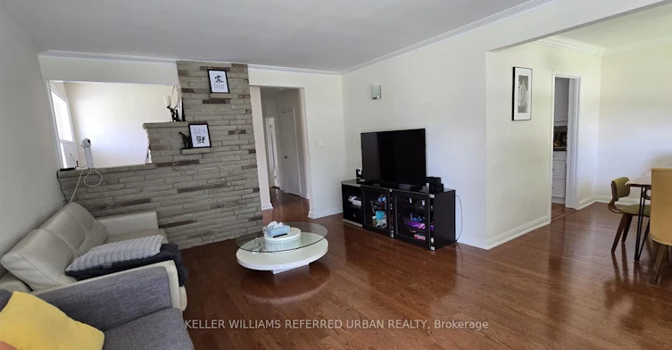 Upper-49 Halkin Crescent, Toronto, ON, M4A 1M8 - 5