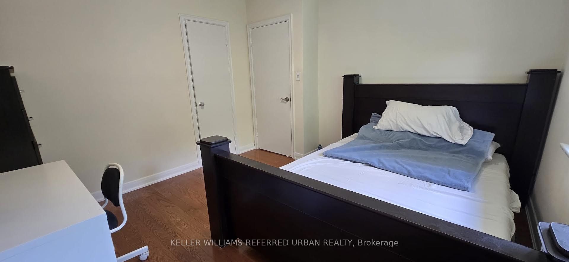Upper-49 Halkin Crescent, Toronto, ON, M4A 1M8 - 2