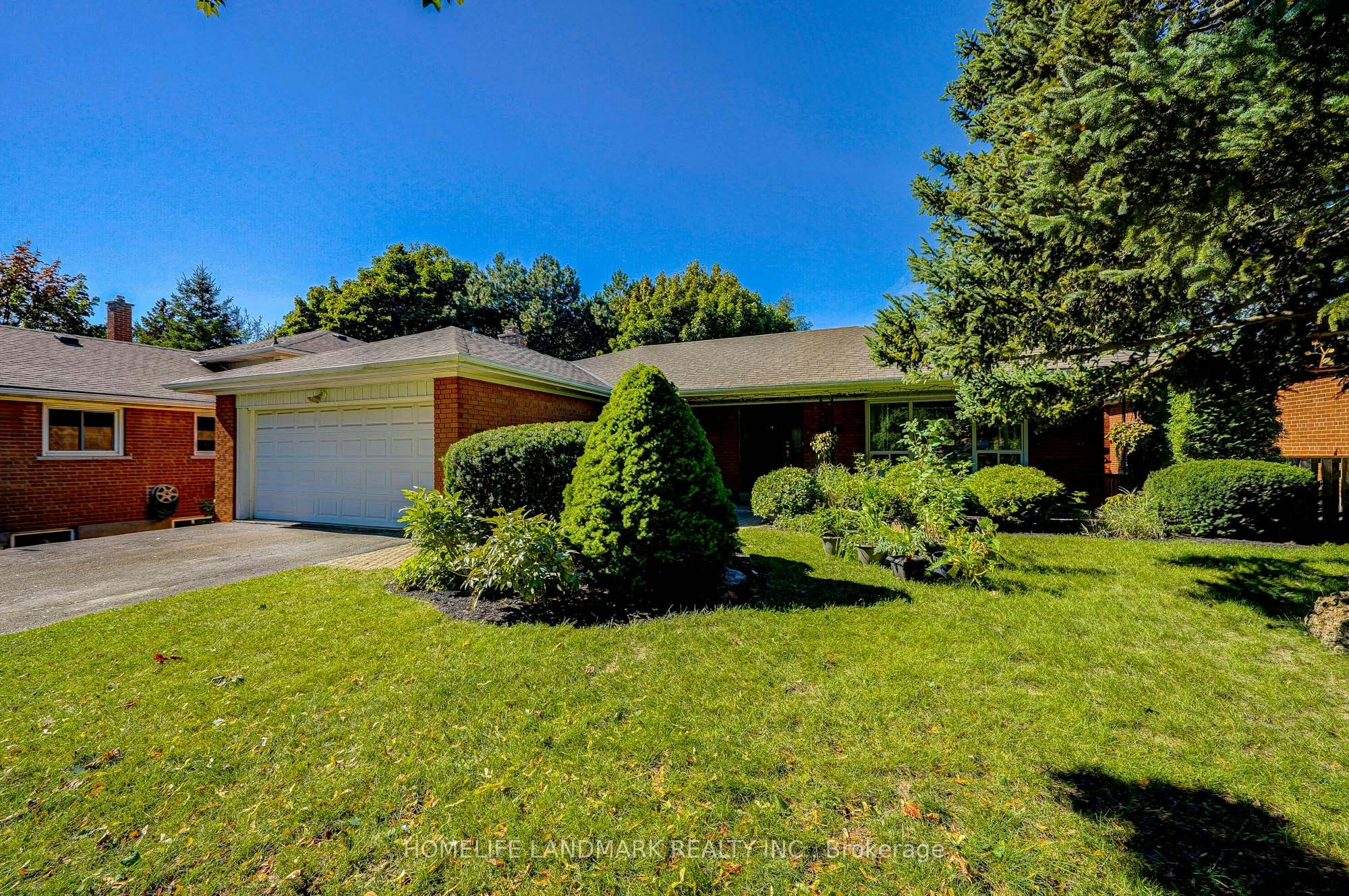 20 Goodview Road, Toronto, ON, M2J 2K5 - 2