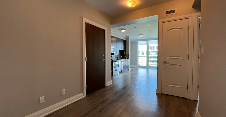 3906-16 Harbour Street, Toronto, ON, M5J 2Z7 - 8