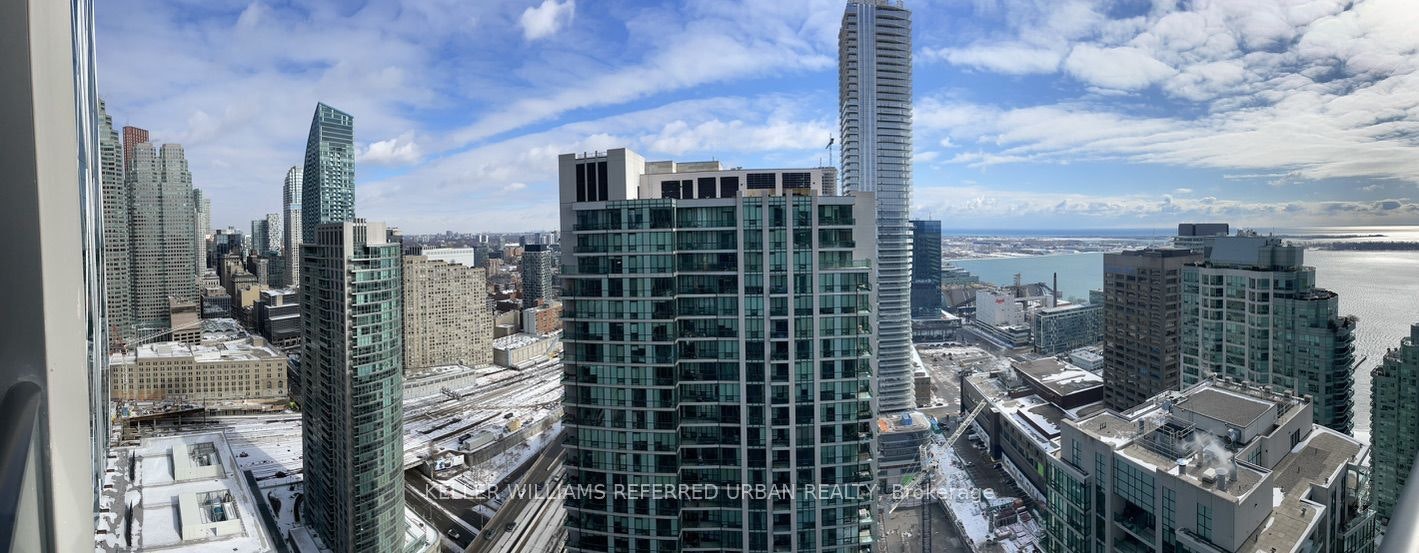 3906-16 Harbour Street, Toronto, ON, M5J 2Z7 - 14