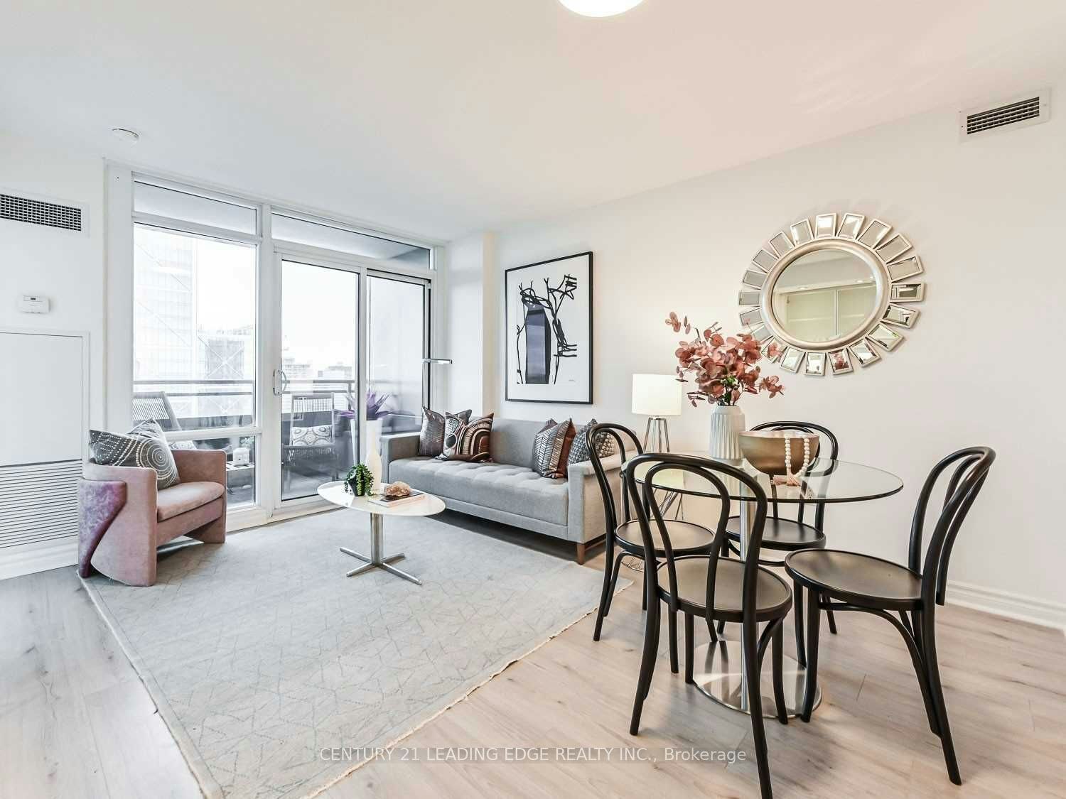 4211-25 Telegram Mews, Toronto, ON, M5V 3Z1 - 4
